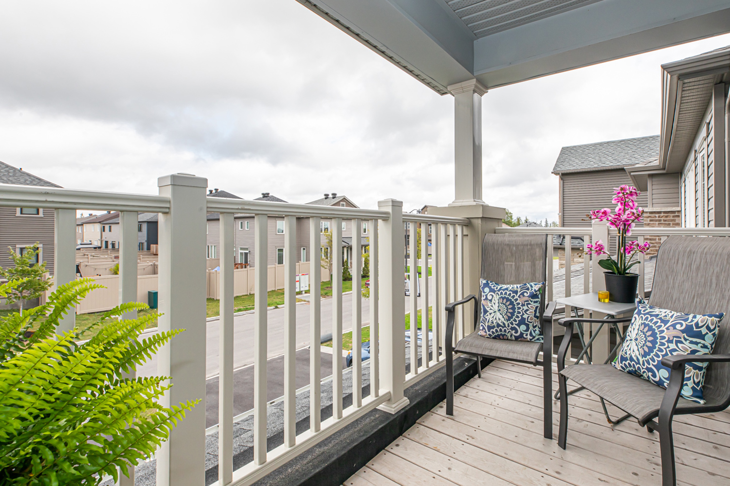 Listing__142-Discovery-Crescent__14
